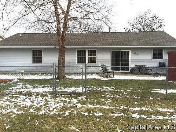 5th image of 113 E Sherry Dr