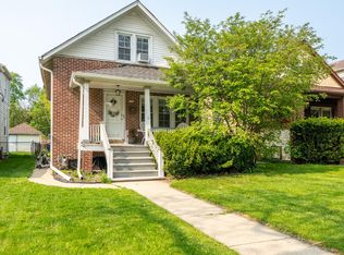 1715 Dempster St, Evanston, IL 60201