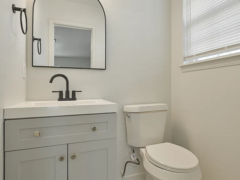 2525 SE 47th St — Photo 14