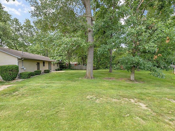 4th image of 1500 Cottonwood Dr