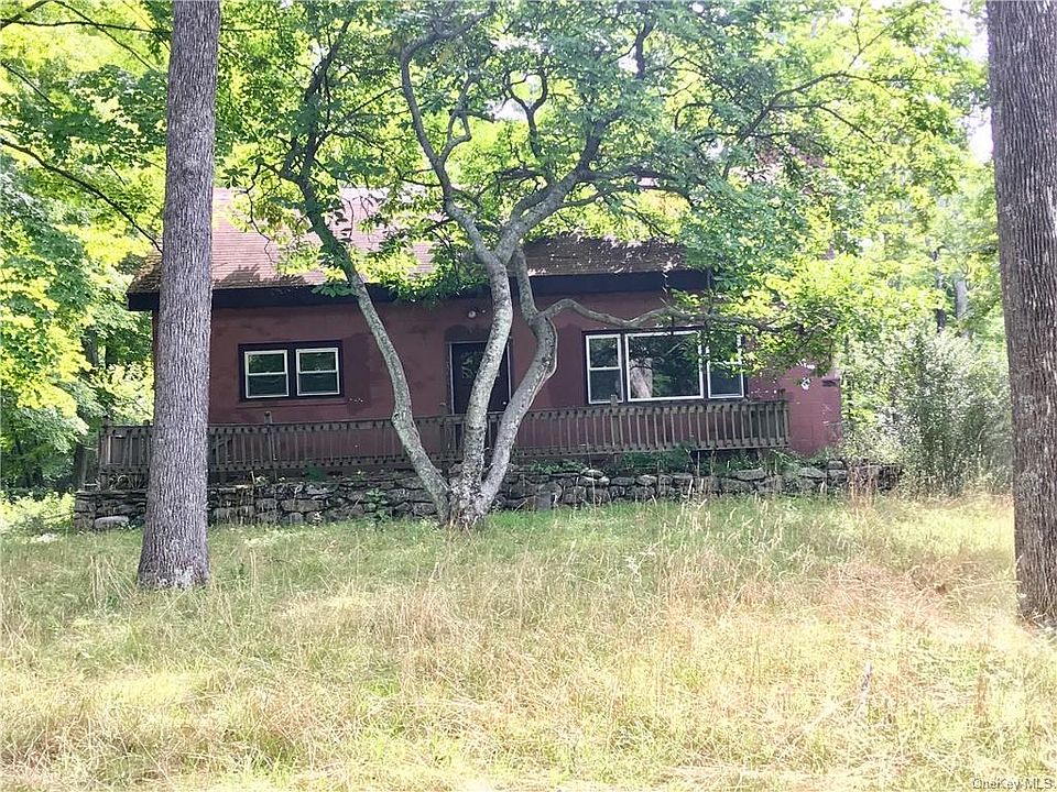 2nd image of 79 Registro Rd