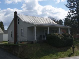 507 N Earl St, Shippensburg, PA 17257