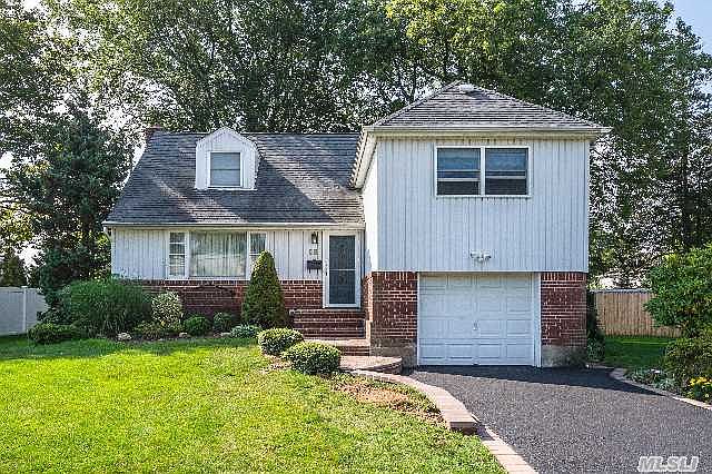 1st image of 20 Parkview Cir