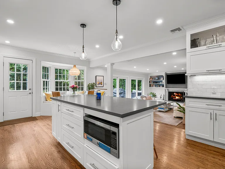 341 Orienta Ave — Photo 14