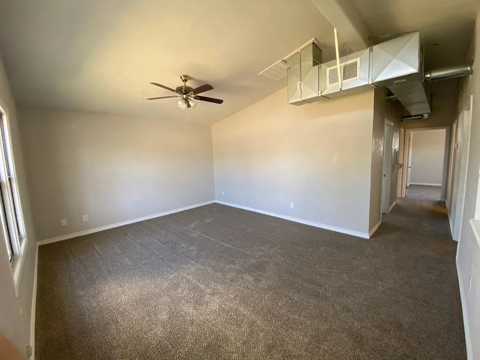 304 Pine St — Photo 3
