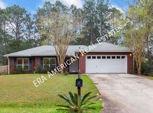 7129 Snug Waters Rd, Navarre, FL 32566