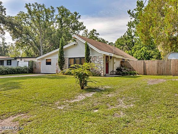 3rd image of 3044 LORMAN DRIVE Drive
