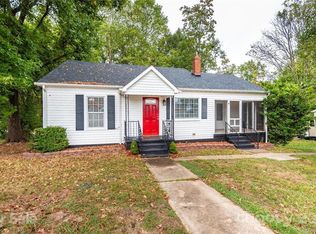 3226 Anderson St, Claremont, NC 28610