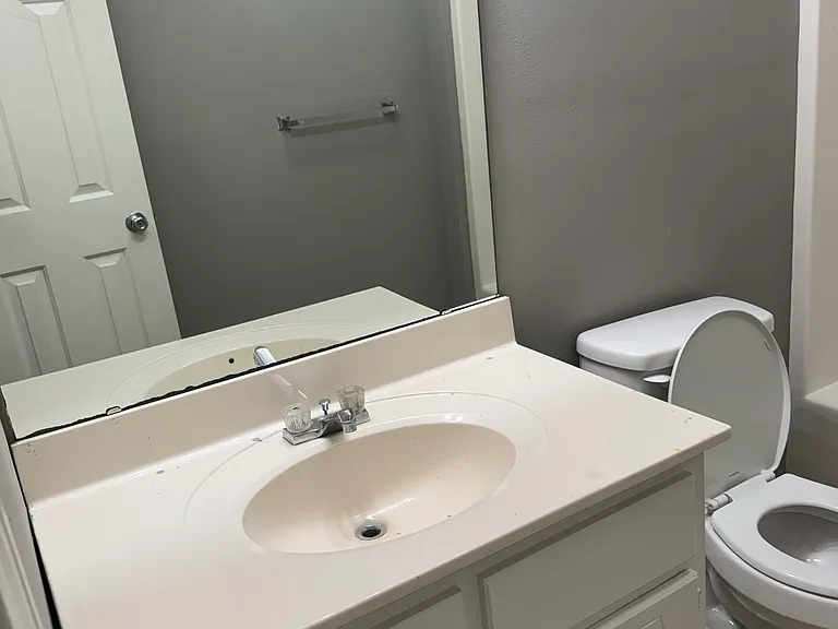 108 Johnson Ave — Photo 10
