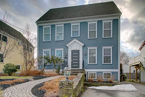 54 Easton Ave Photo 1