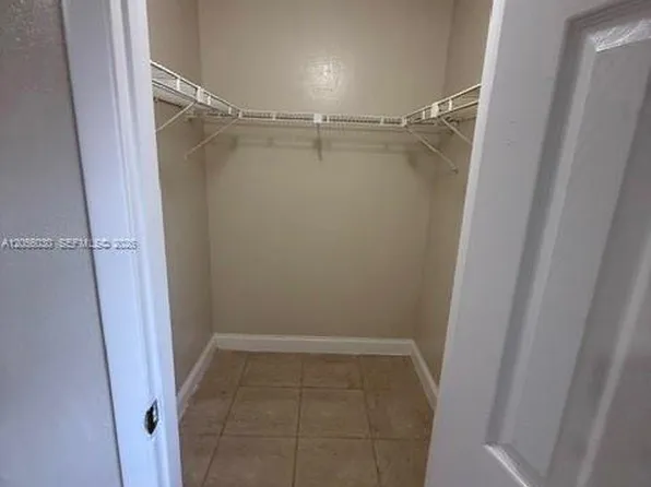 1700 NW 58th Ter, Fort Lauderdale, FL