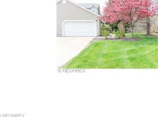 1657 Maple Grove Ct, Streetsboro, OH 44241