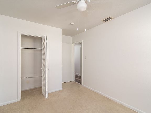 3rd image of 1710 W Ferris Ave