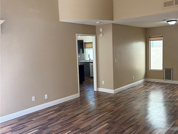 2nd image of 1685 Autumn Rust Dr