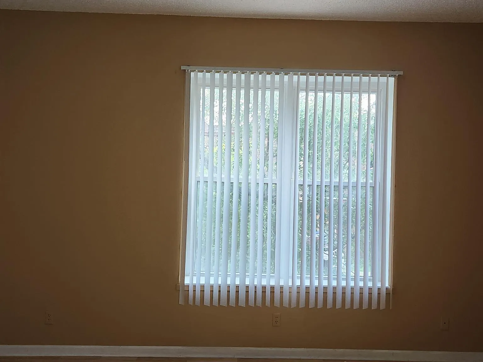 2 bed, 1800 sqft, $1,100 — Photo 4
