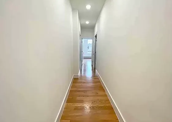 Rented by EastMount Realty LLC | media 6