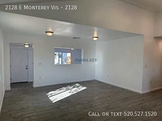 3 bed, 1100 sqft, $1,575 — Photo 2