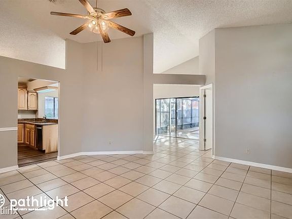 5th image of 4317 Kipling Ave