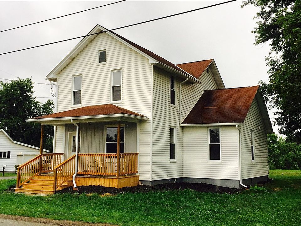 1st image of 114 S Fairview Main St