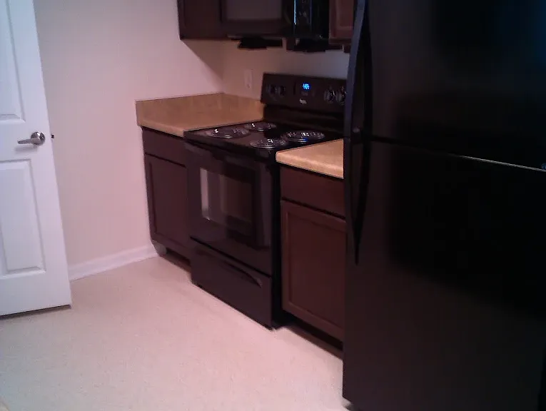 Sea Pointe Apartments — Photo 3
