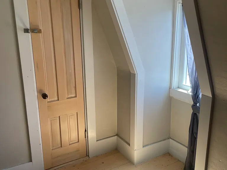 48 Center St #3 — Photo 10