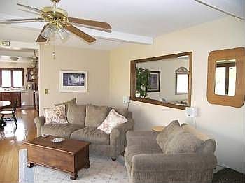 4th image of 200 Burr Oak Dr