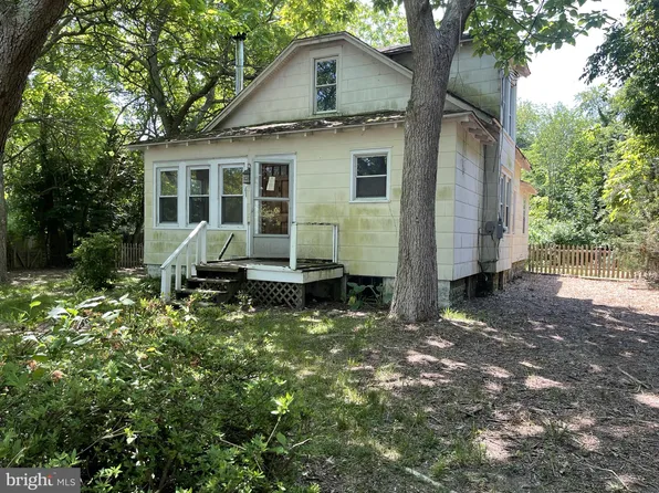 61 Fern Dr, Little Egg Harbor, NJ 08087
