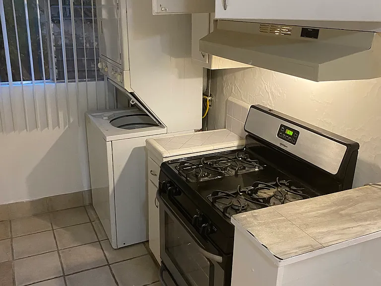 1447 S Wooster St #2 — Photo 4