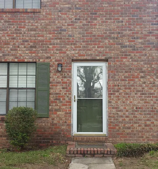 7083 Oakhill Cir