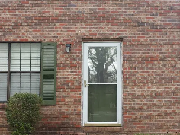 7083 Oakhill Cir, Austell, GA 30168