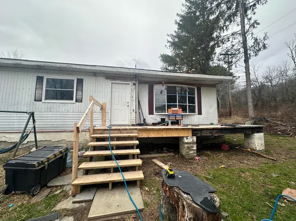 201 State Route 3023, Lawton, PA 18801