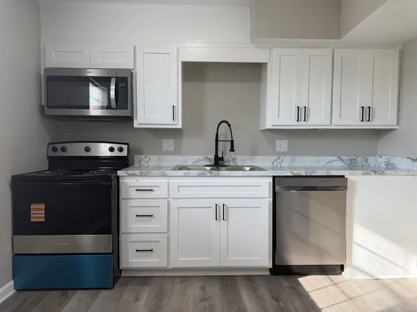 Fisher St Apartments