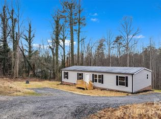 2113 Green Haven Ct, Morganton, NC 28655