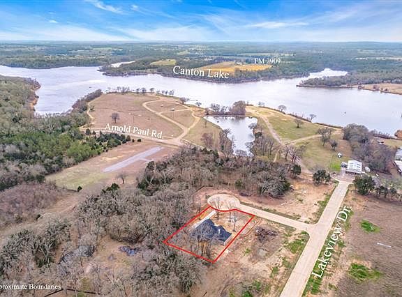 3rd image of 127 Lakeview Dr