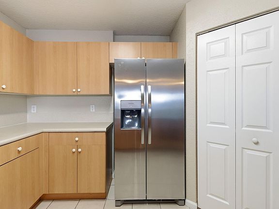 3rd image of 836 Imperial Lake Road