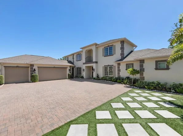 305 Eastleigh Dr, Belleair, FL 33756