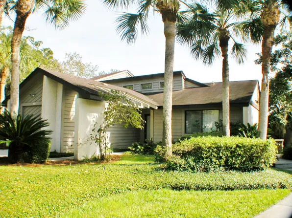 151 Linkside Dr, Saint Simons Island, GA 31522