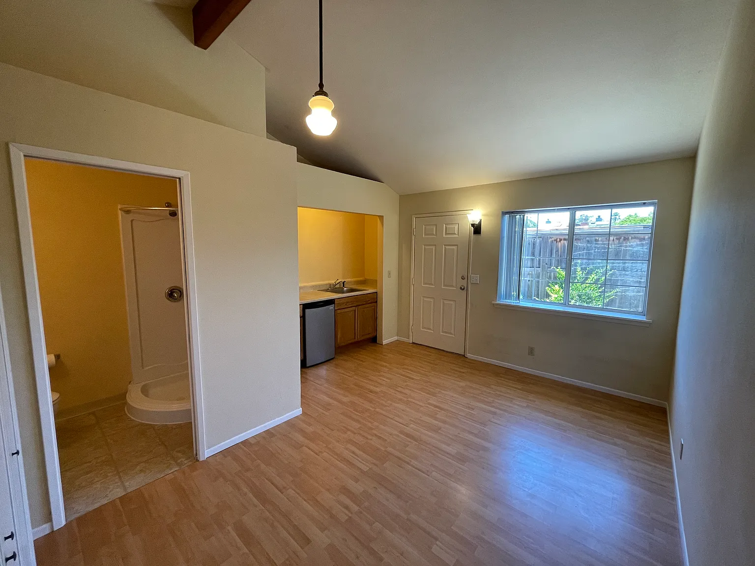 6228 Avenida Gorrion — Photo 2
