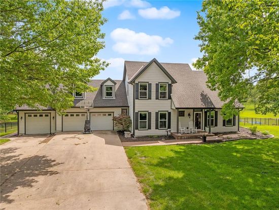 15367 Monrovia St, Overland Park, KS 66221