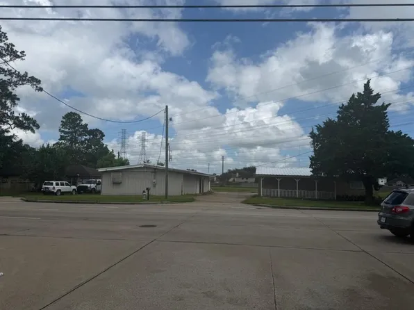2219 5th St, Stafford, TX 77477