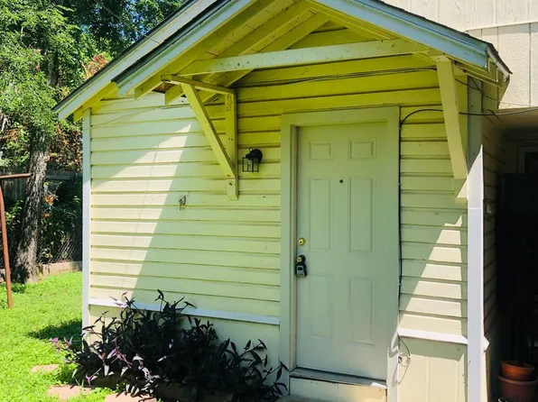 518 W Sycamore St, Denton, TX 76201