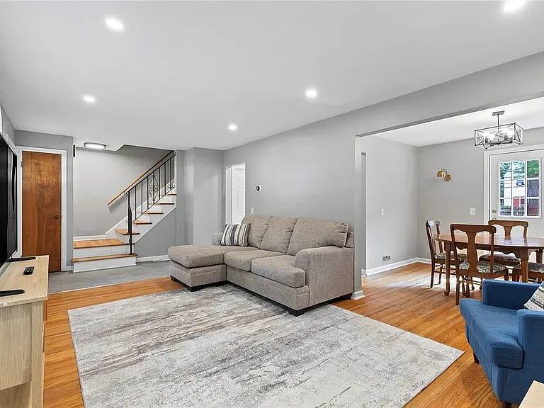 167 Lattimore Rd — Photo 4