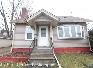 1009 W 10th St, Davenport, IA