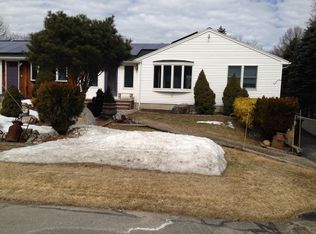 40 Notre Dame Rd, Bedford, MA 01730