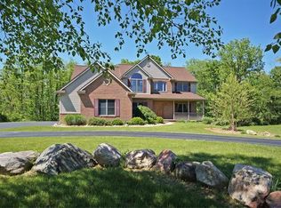 4660 Williamsburg On The River Rd, Saline, MI 48176