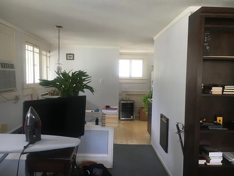 702 Hillcrest St #B — Photo 16