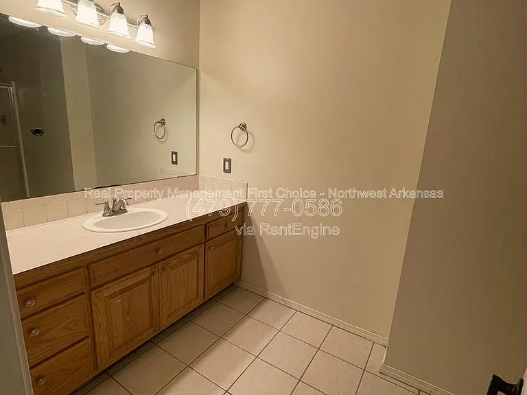 1904 Spruce Rd — Photo 20
