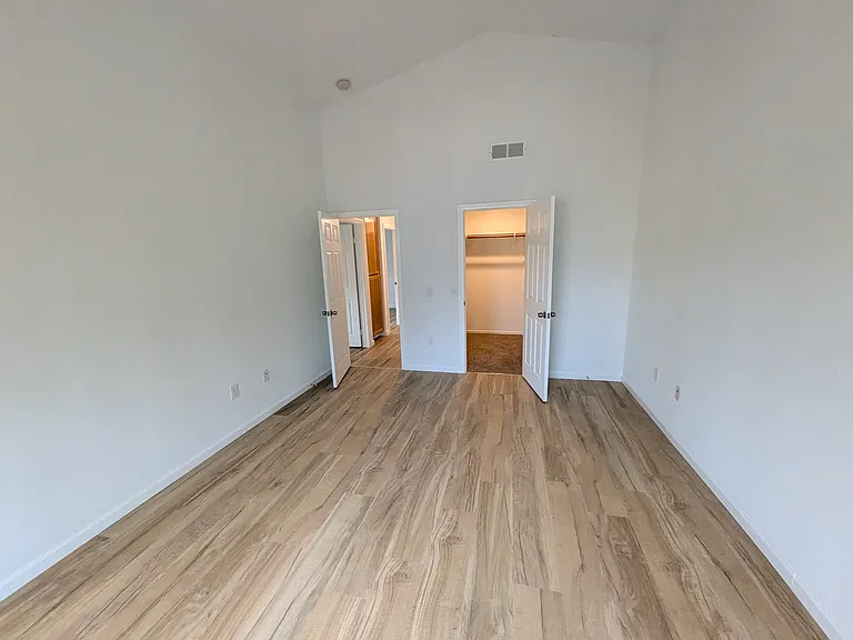 583 Hildale Cir — Photo 13