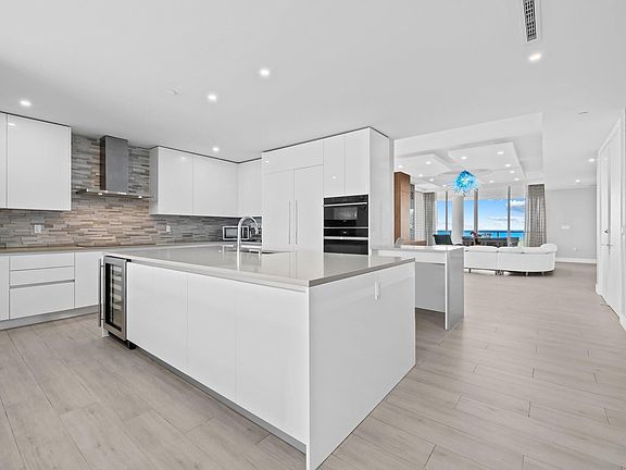 4th image of 920 Intracoastal Drive #1201