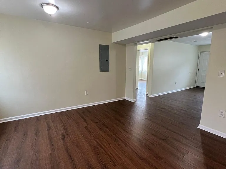 4300 Liberty Heights Ave #1D — Photo 7